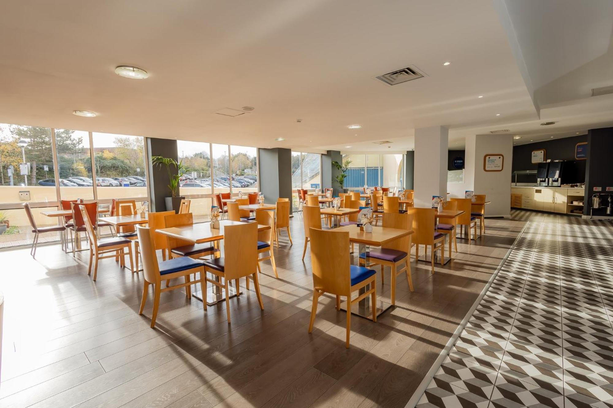 Holiday Inn Express Norwich By Ihg Extérieur photo